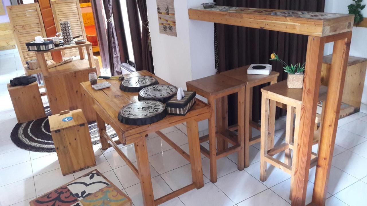 Rumah Roso Homestay Yogyakarta Kültér fotó