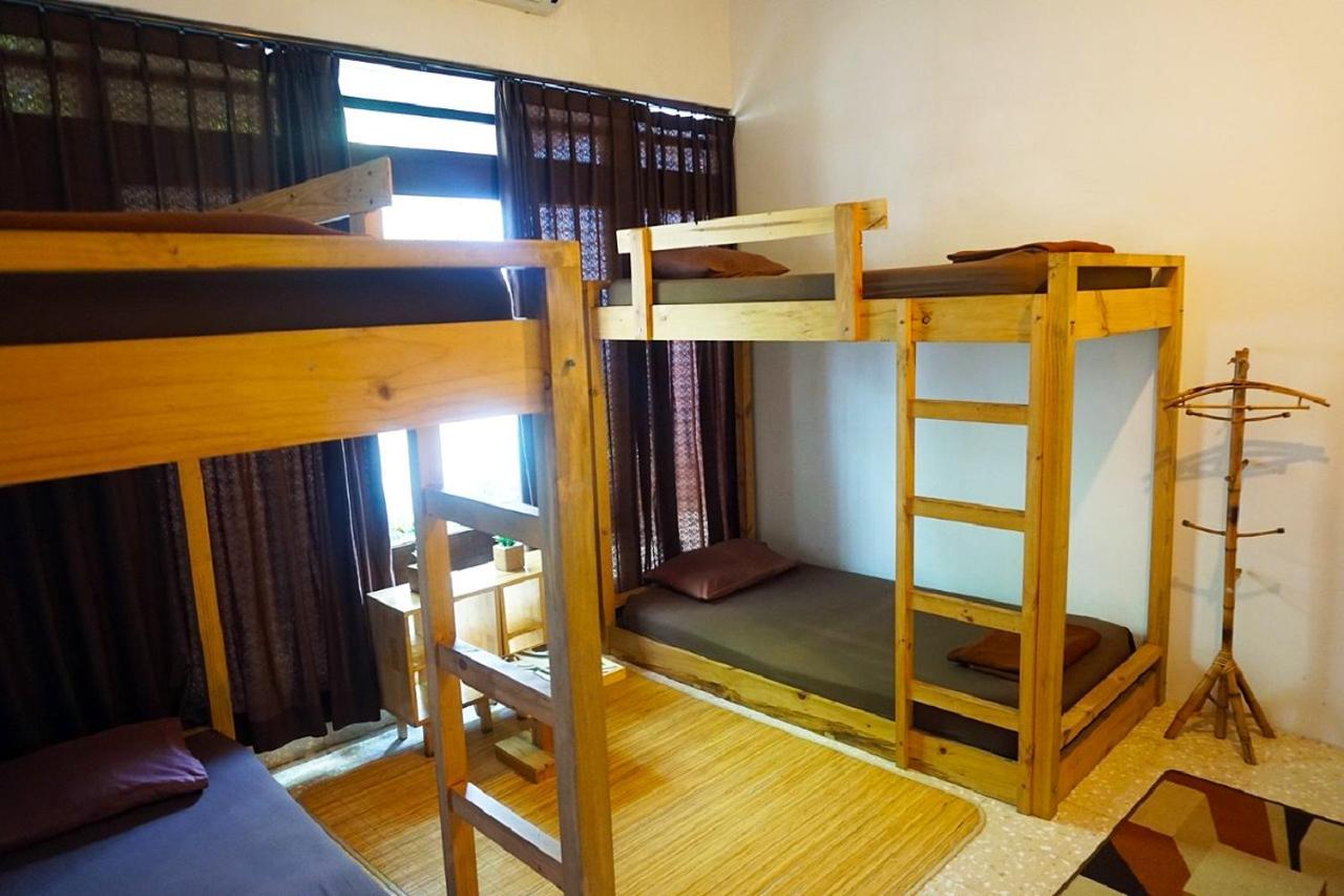 Rumah Roso Homestay Yogyakarta Kültér fotó