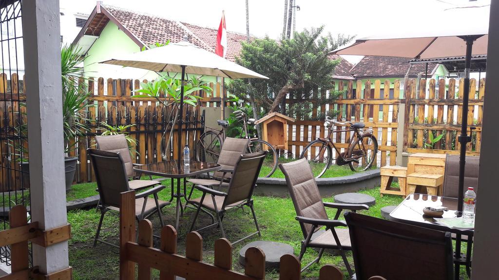 Rumah Roso Homestay Yogyakarta Kültér fotó